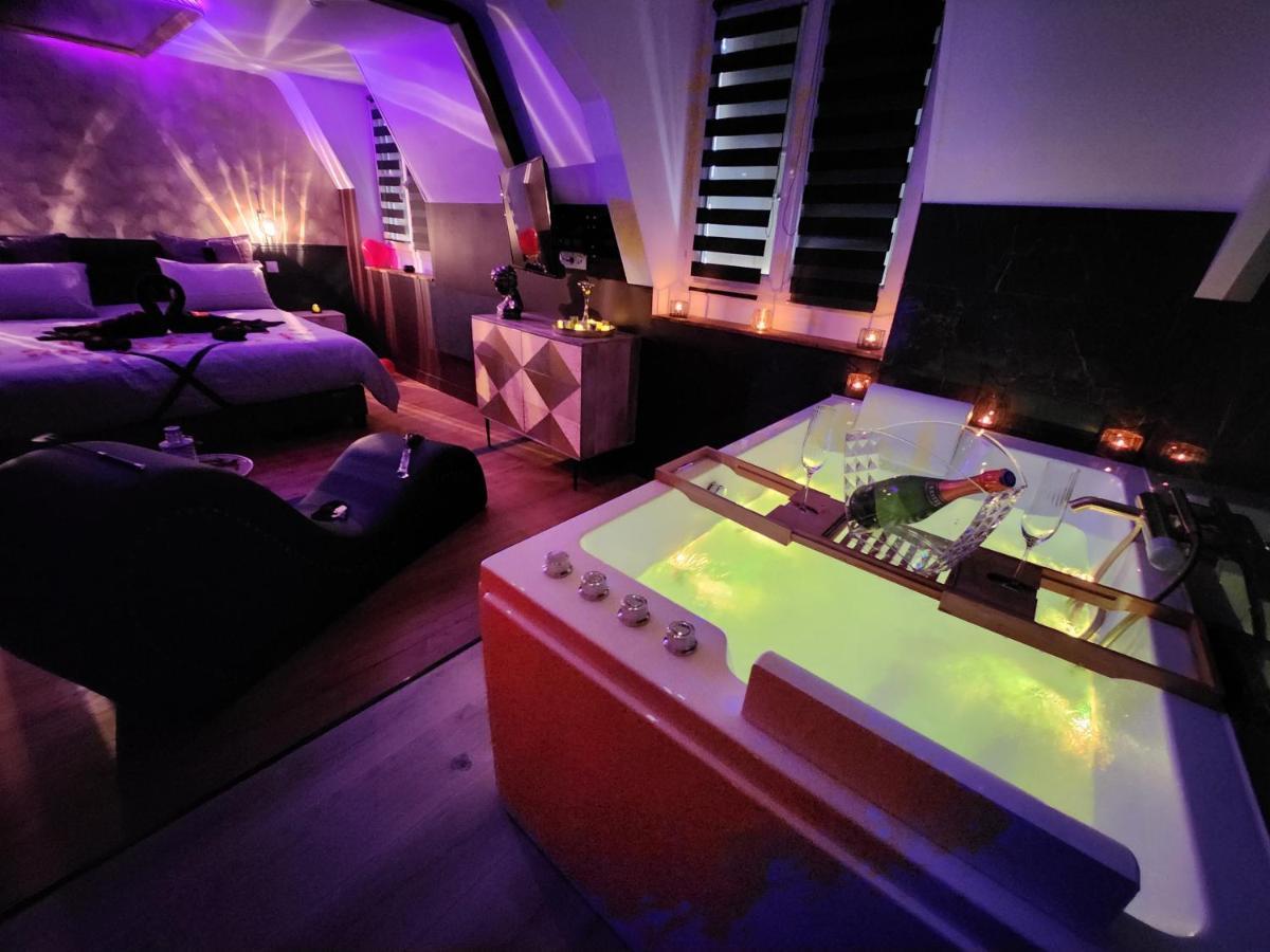 Caen, Tu M'Aimes - Suite Romantique Extérieur photo