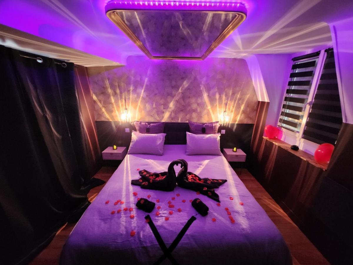 Caen, Tu M'Aimes - Suite Romantique Extérieur photo