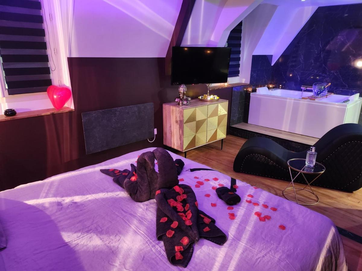 Caen, Tu M'Aimes - Suite Romantique Extérieur photo